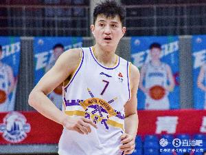 俞长栋向北控告别：5年相伴 感恩于心 感谢俱乐部&amp;教练&amp;队友&amp;球迷